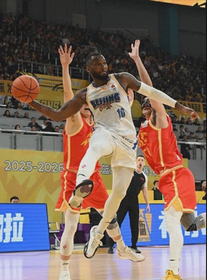 九游娱乐-北京首钢已经将杰曼、斯佩尔曼的合同转正！许利民满意其表现